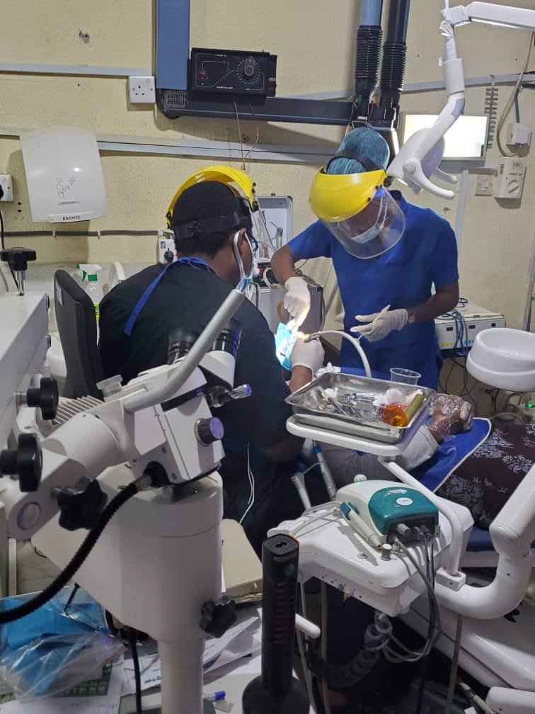Platinum Dental Surgery – Best Dentist in Lagos | Teeth Whitening, Braces, & Implants 10 Platinum dental surgery image 2 1